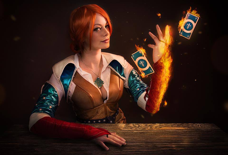 triss the witcher cosplay