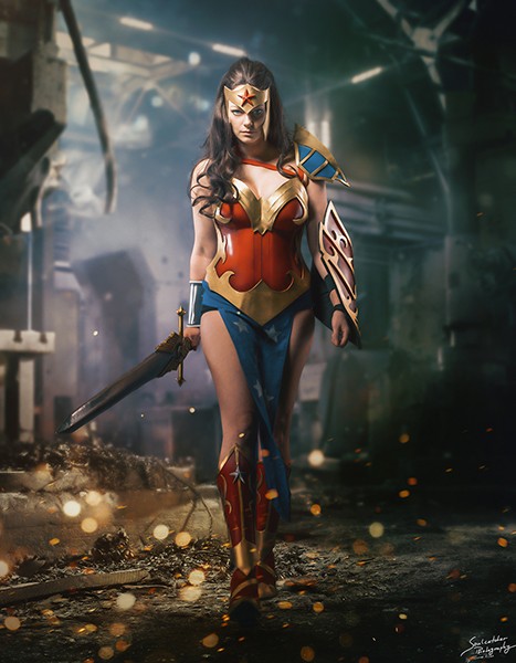 wonder woman cosplay