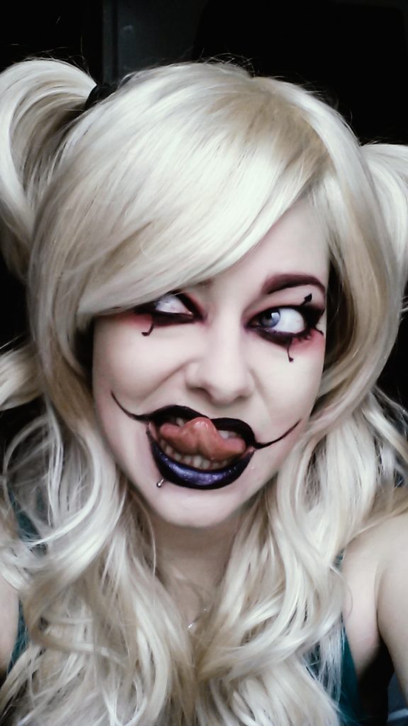 Harley-quinn-make-up-1