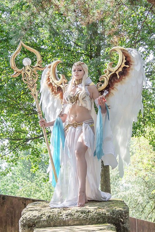 Angel Cilia- League of Angels 2