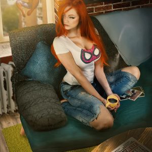Mary-Jane-Cosplay-Eden-Craf