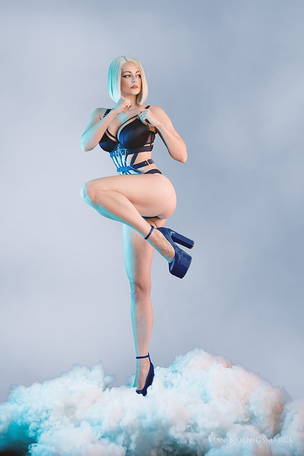 C18 Dragon Ball Cosplay